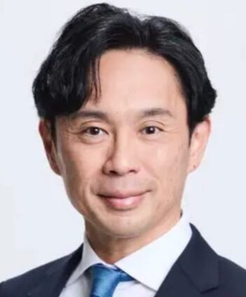 許斐 亮太郎